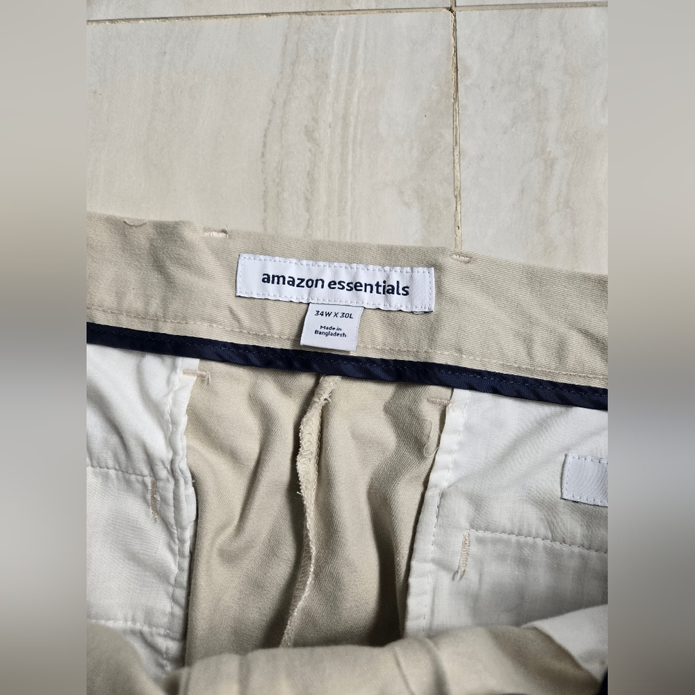 Amazon Essentials 34×30 Pant - Picture 4 of 4
